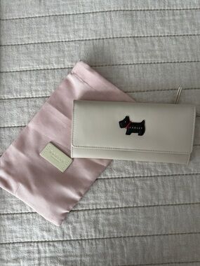Radley Cream Leather Continental Wallet with Scottie Dog
